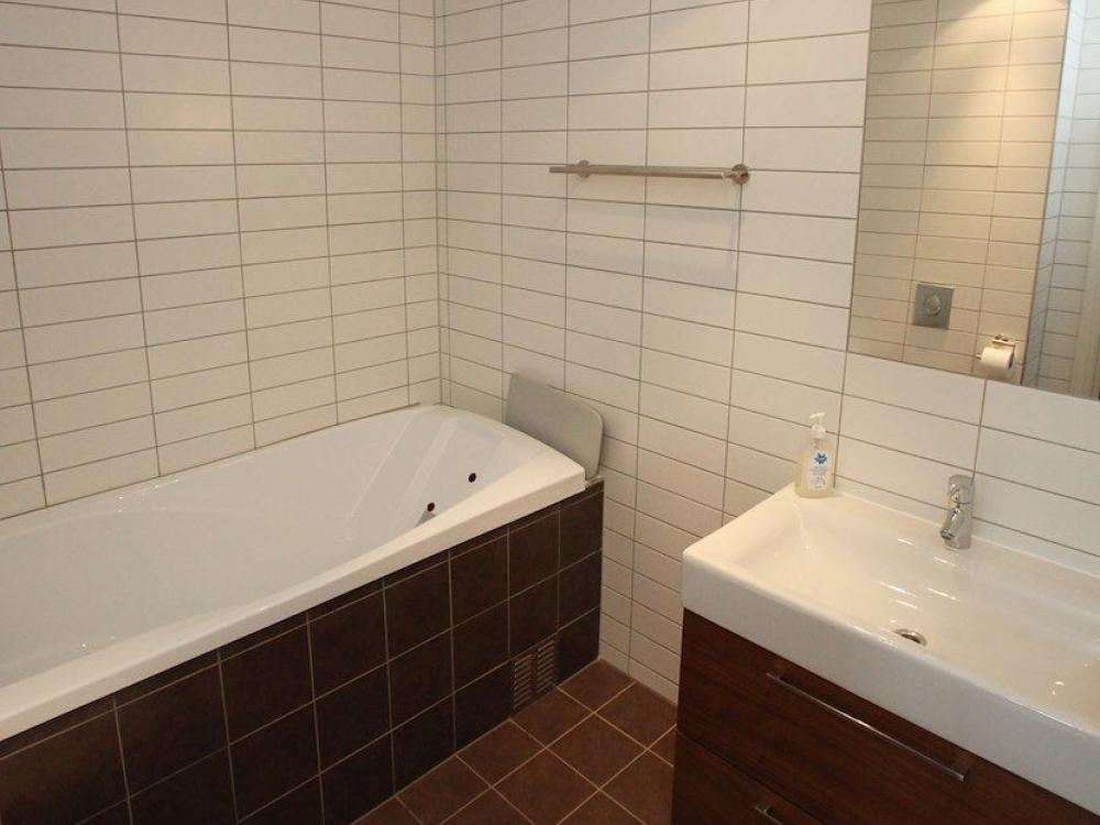 Havsdalsgrenda - Lägenhet 4 sovrum med bastu och badkar (8 bäddar)
